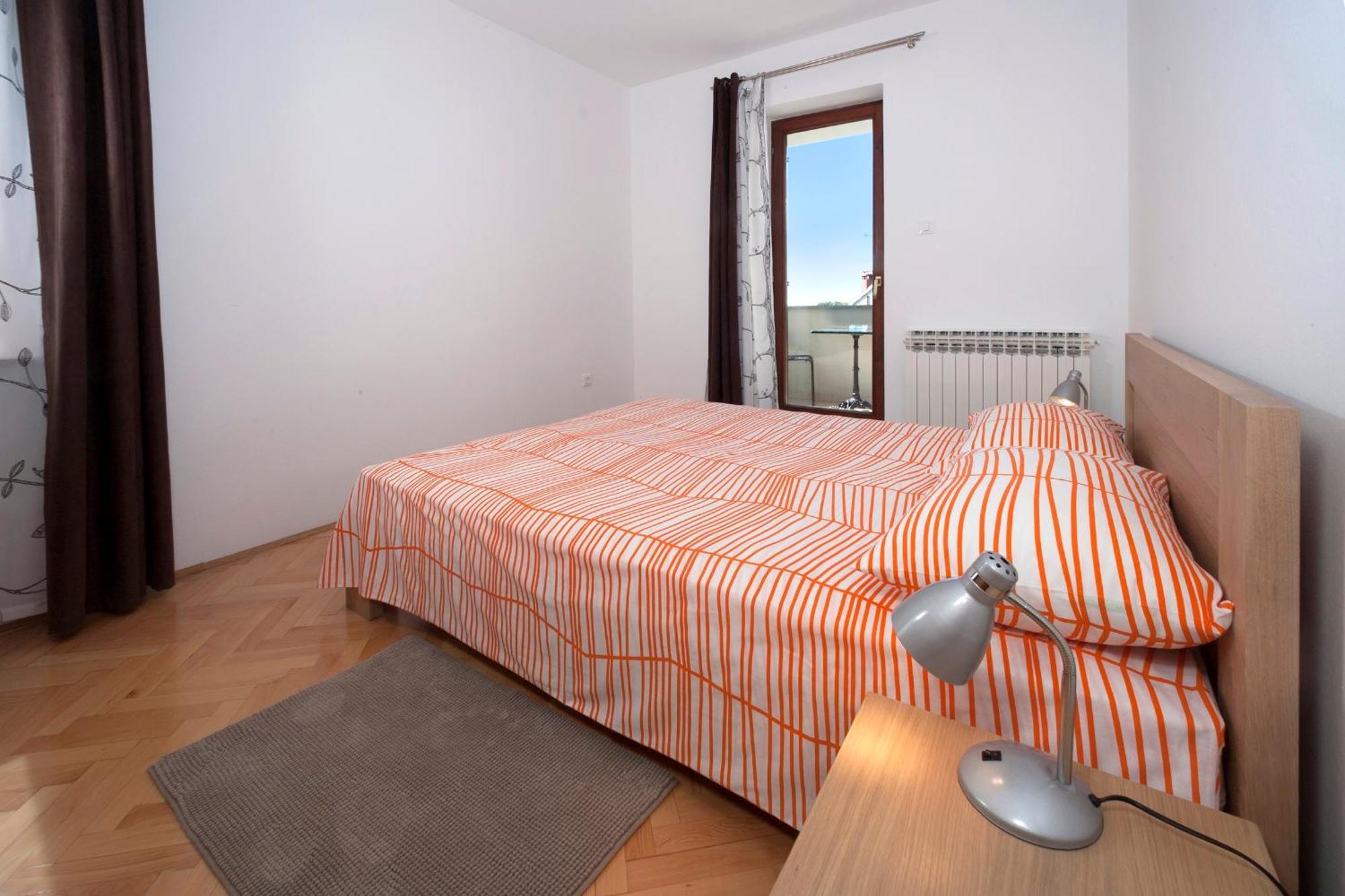 Apartments Beakovic โปเรช ภายนอก รูปภาพ