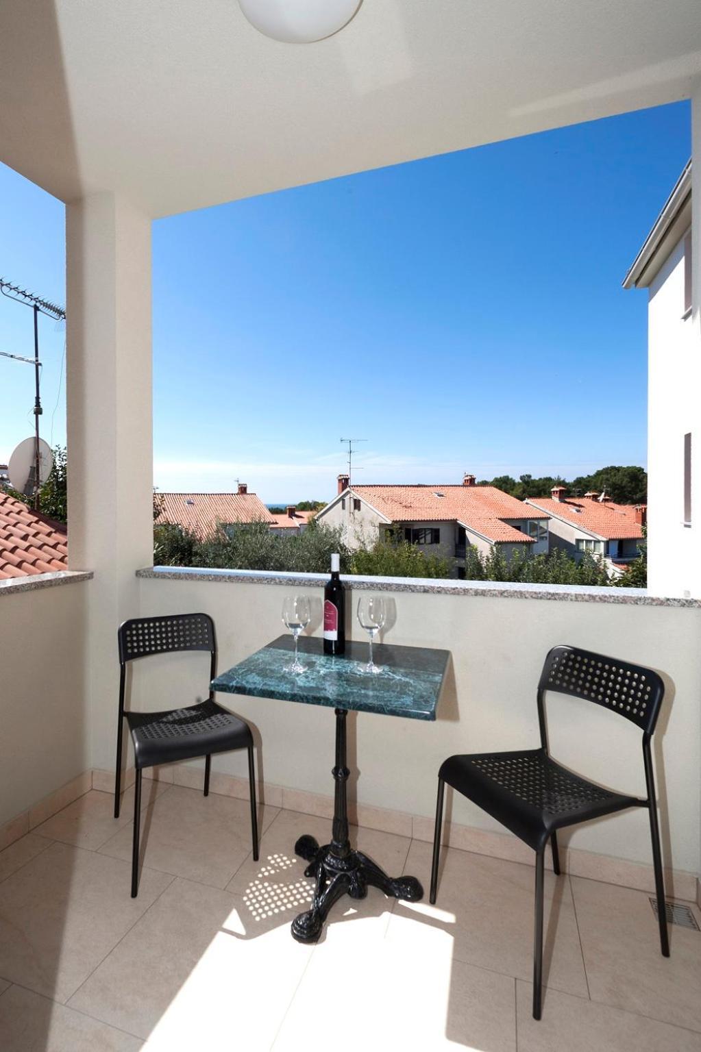 Apartments Beakovic โปเรช ภายนอก รูปภาพ